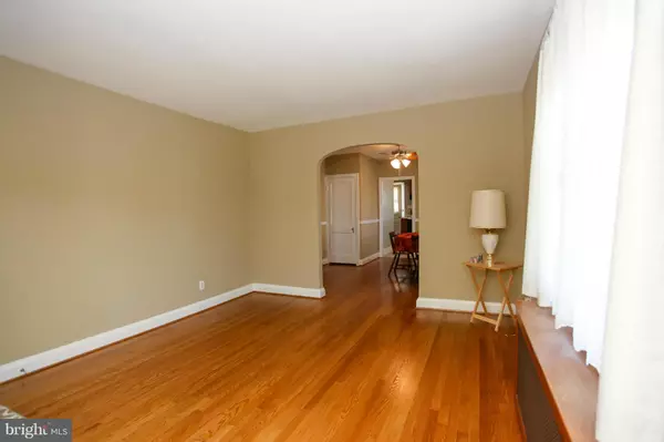 Baltimore, MD 21207,5913 JOHNNYCAKE RD
