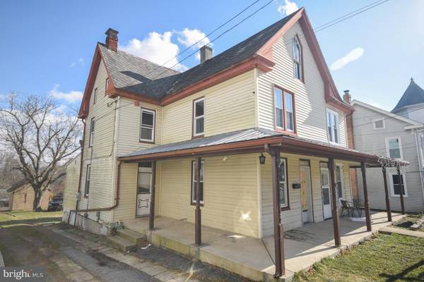 Jacobus, PA 17407,213 N MAIN ST