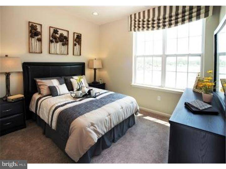Philadelphia, PA 19116,15130 WILDFLOWER WY
