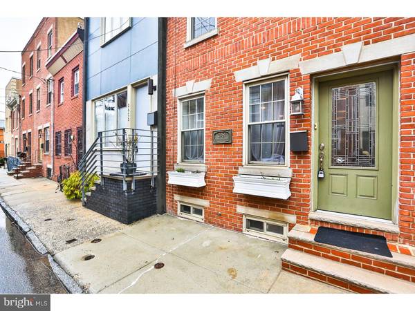 2051 PEMBERTON ST, Philadelphia, PA 19146