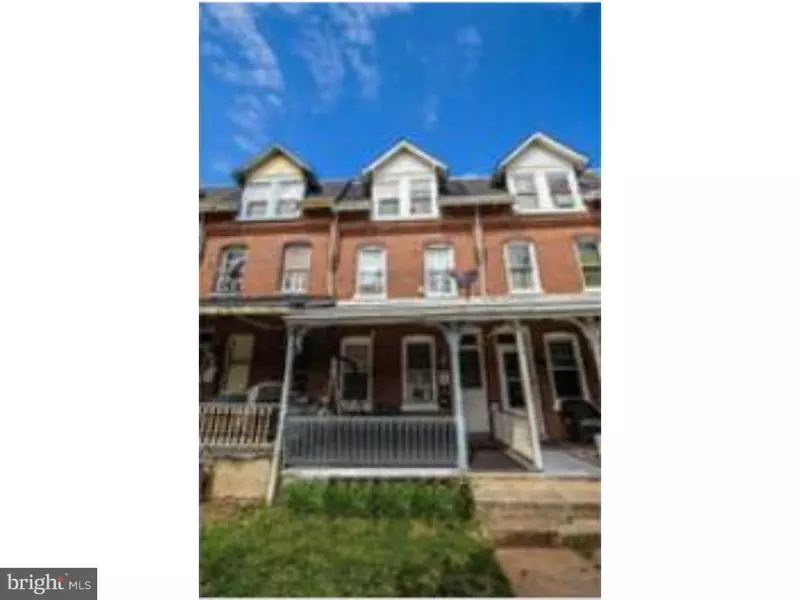 751 HAWS AVE, Norristown, PA 19401