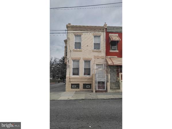 Philadelphia, PA 19133,829 W CAMBRIA ST