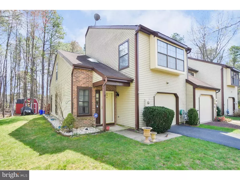 14 FAIRWAY CT, Marlton, NJ 08053