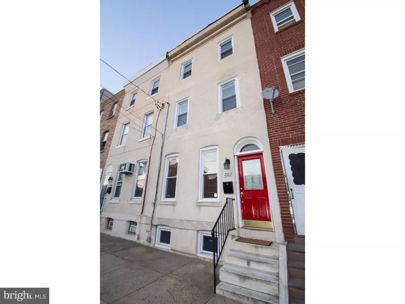 2213 E HUNTINGDON ST, Philadelphia, PA 19125