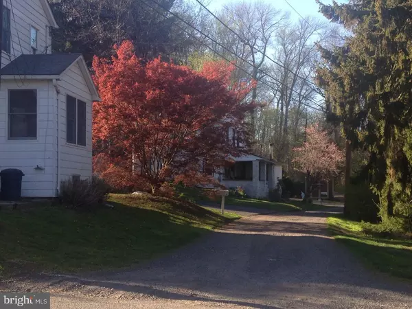 Spring Mount, PA 19473,33 MOOREHEAD