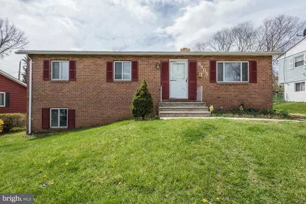 6805 FOX MEADOW RD, Baltimore, MD 21207