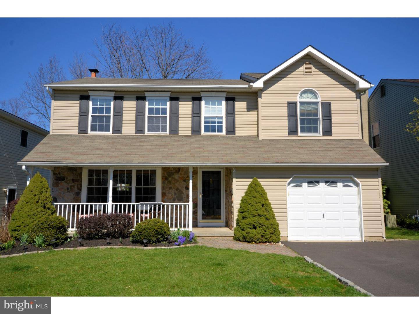 8 OXFORD LN, Horsham, PA 19044