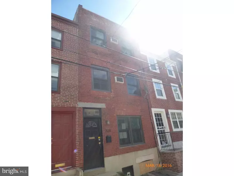 709 S SCHELL ST, Philadelphia, PA 19147