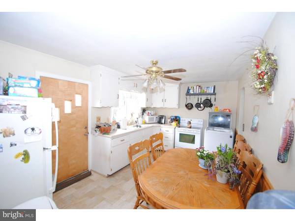 Florence, NJ 08016,2036 BUSTLETON RD