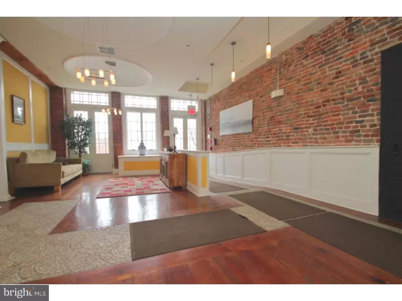 38 N FRONT ST #3D, Philadelphia, PA 19106