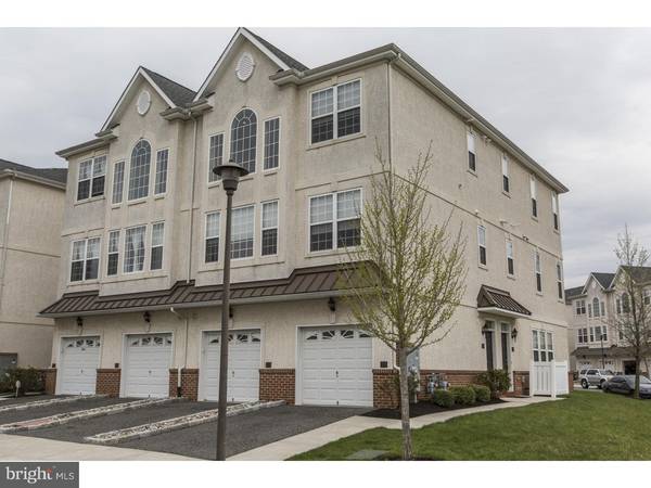 Philadelphia, PA 19145,3315 CAPRI DR