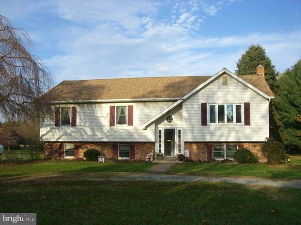 227 E SHERWOOD DR, Oxford, PA 19363