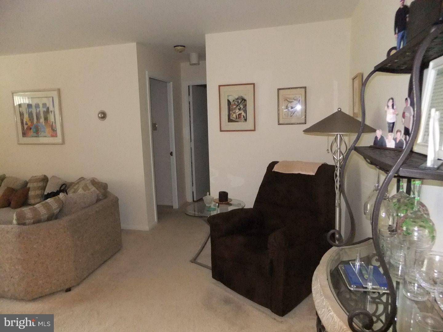 Narberth, PA 19072,1637 OAKWOOD DR #S309