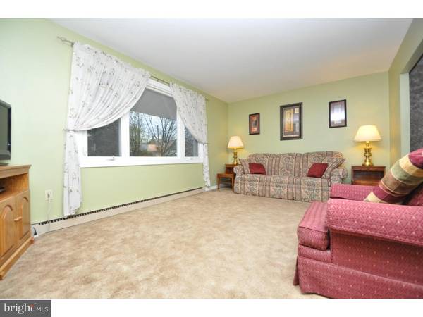 Pennsburg, PA 18073,1013 LAKEVIEW TER