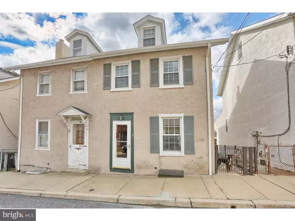 5 HALL ST, Phoenixville, PA 19460