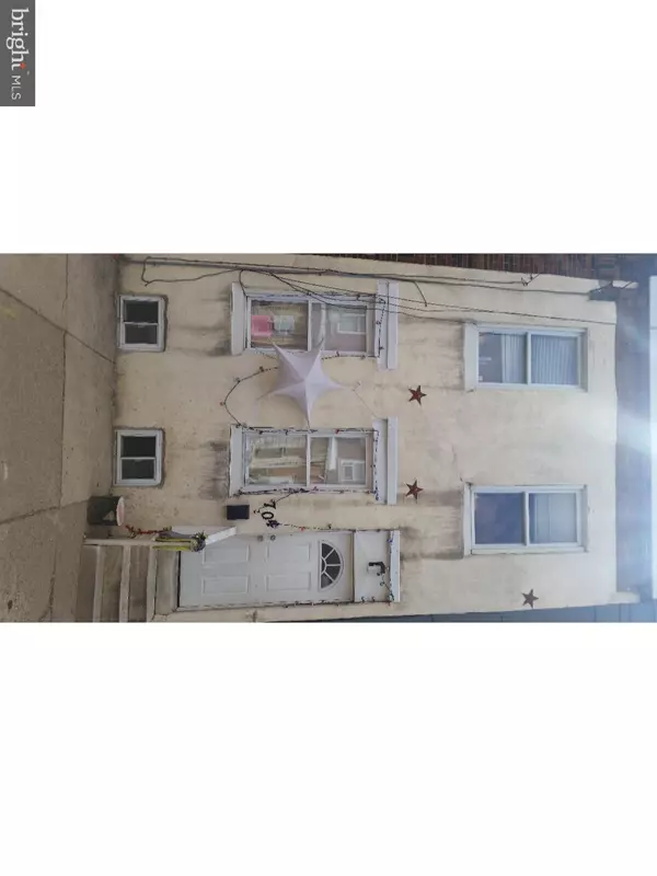 704 HOFFMAN ST, Philadelphia, PA 19148