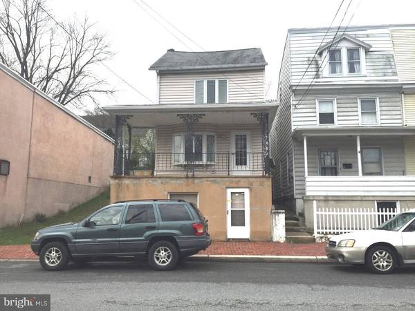 28 E BACON ST, Pottsville, PA 17901