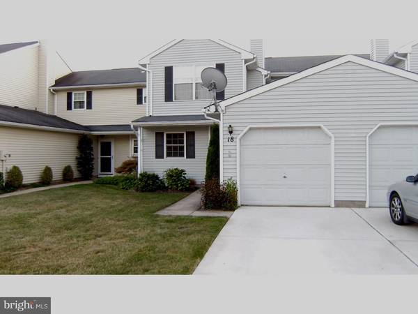 18 LANCASTER CT, Bordentown, NJ 08505