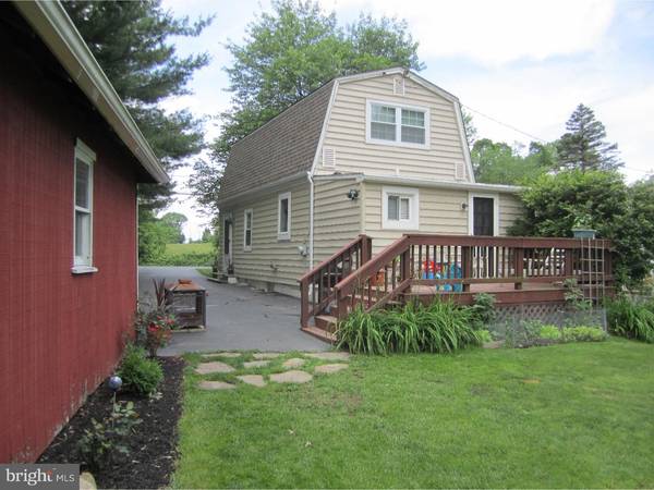 3321 SALFORD STATION RD, Perkiomenville, PA 18074