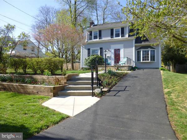 2220 PLEASANT AVE, Abington, PA 19038