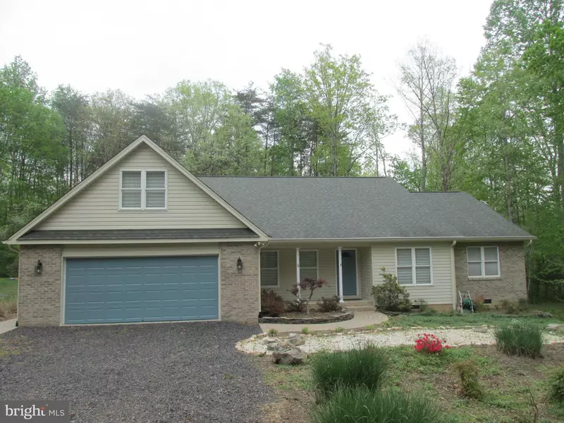 405 CONFEDERATE DR, Locust Grove, VA 22508