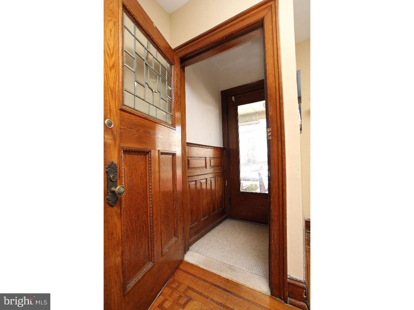 Philadelphia, PA 19143,527 S 55TH ST