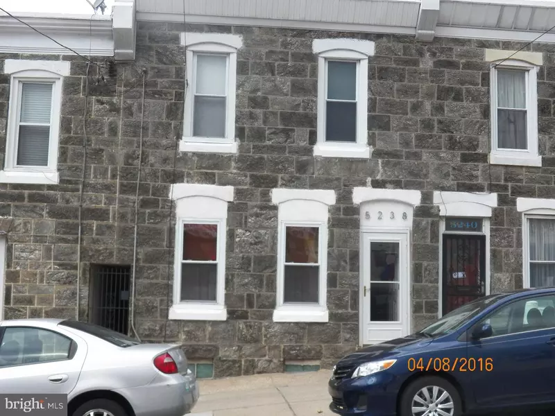 5238 RIDGE AVE, Philadelphia, PA 19128