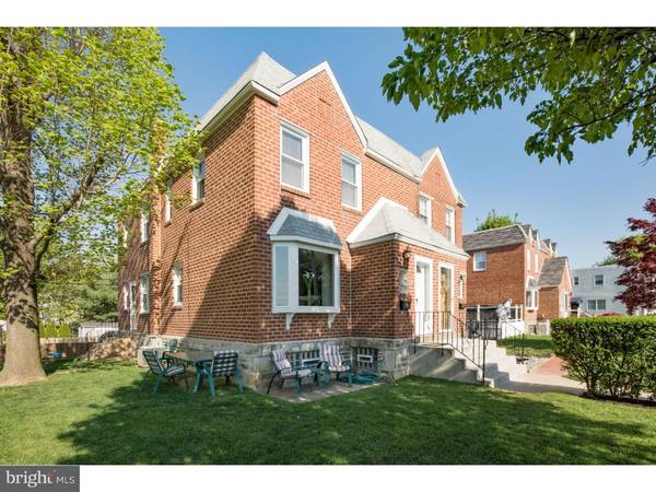 812 MEDWAY RD, Philadelphia, PA 19115