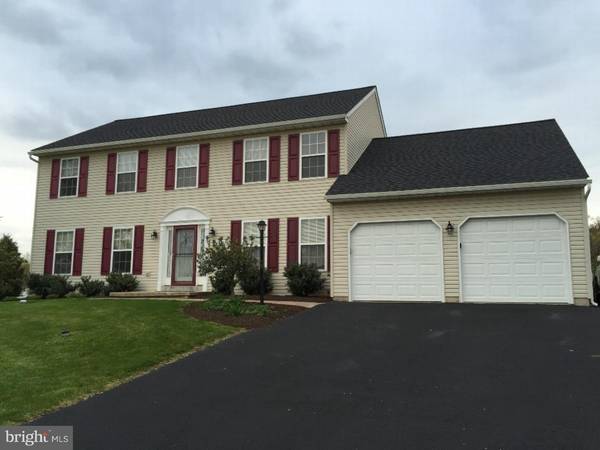 1009 KINGSCOTE DR, Harleysville, PA 19438