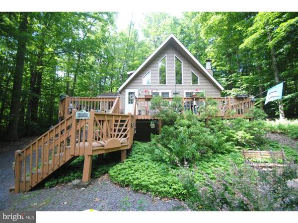 105 FLO CT, Pocono Lake, PA 18347