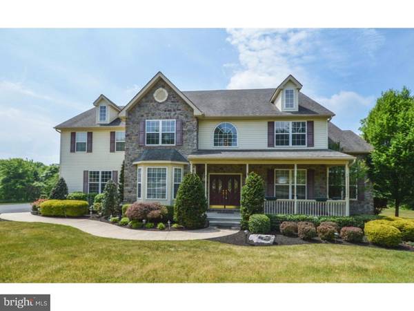 10 WHITFORD DR, Royersford, PA 19468