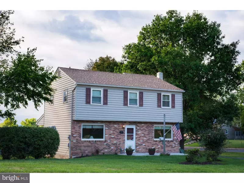 331 JEFFERSON ST, Red Hill, PA 18076