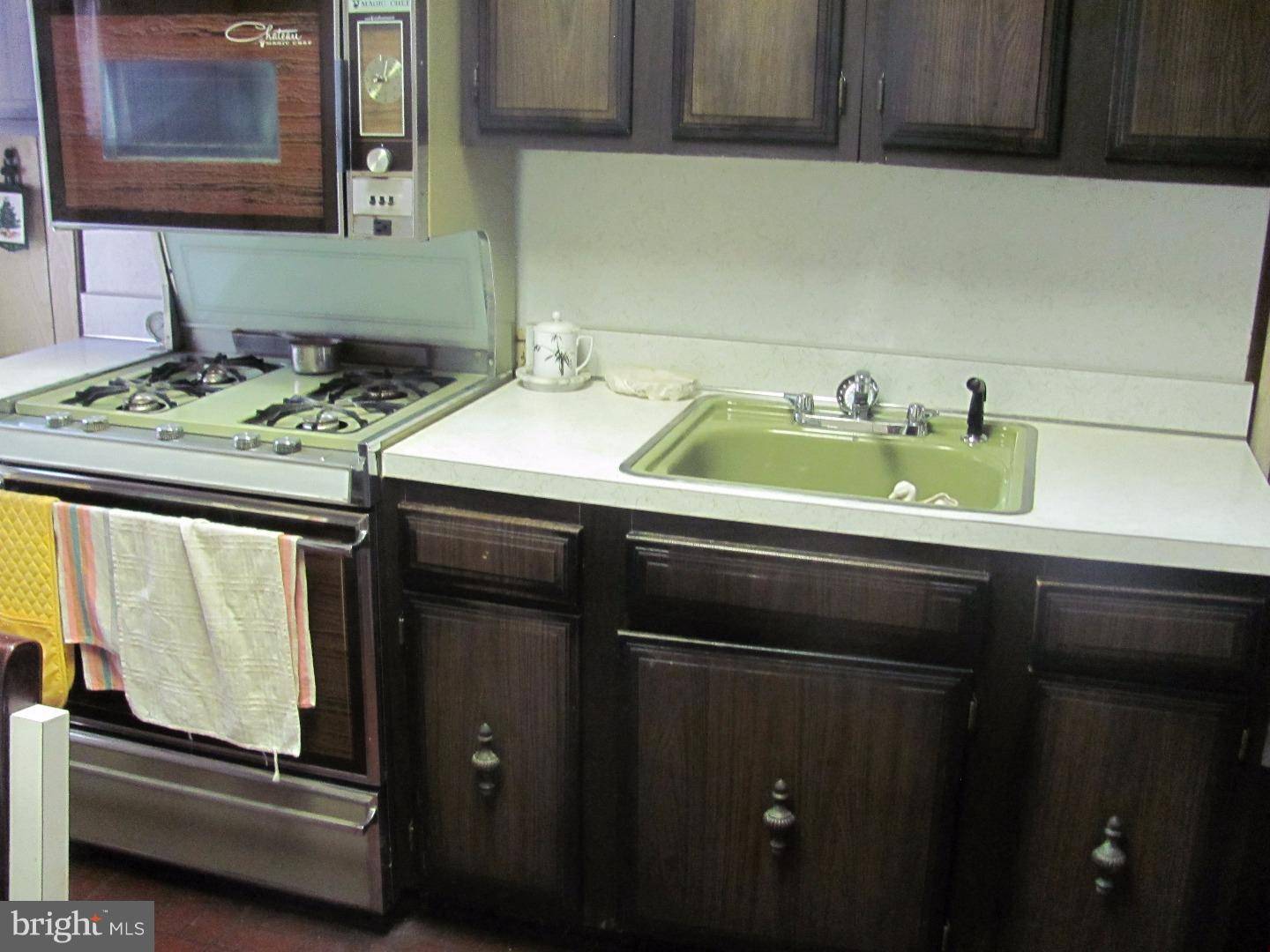 Philadelphia, PA 19119,427 E MONTANA ST