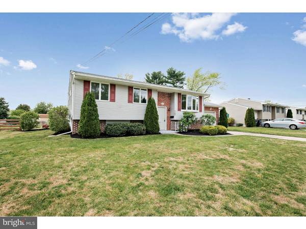 707 FRANCIS DR, Williamstown, NJ 08094