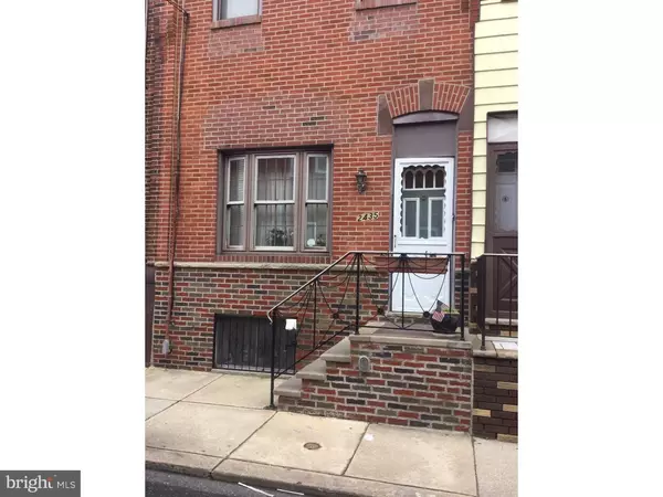 2435 S MOLE ST, Philadelphia, PA 19145