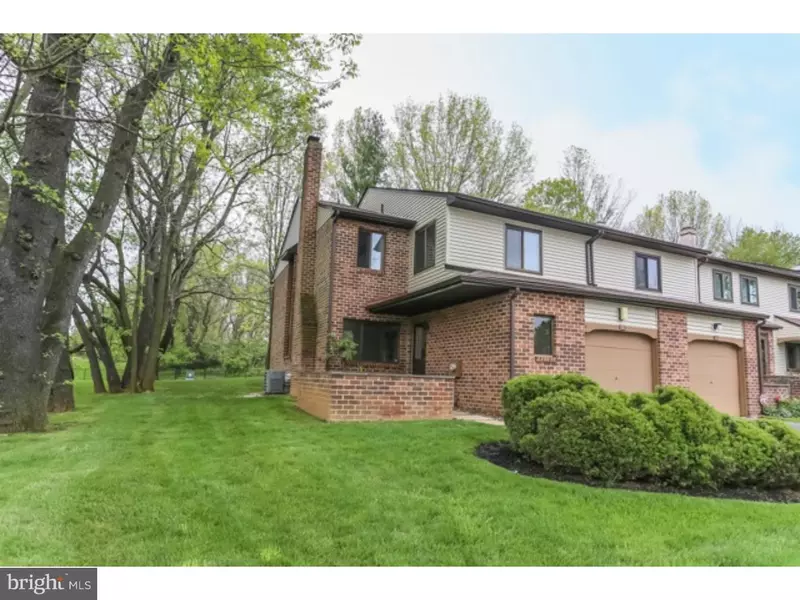 201 FAIRFAX CT, Chesterbrook, PA 19087