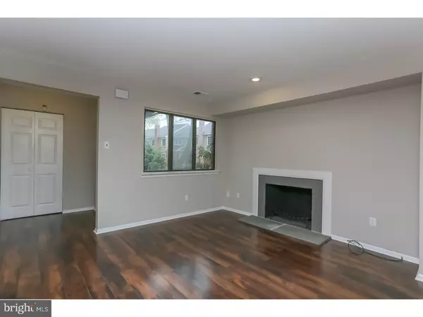 Chesterbrook, PA 19087,201 FAIRFAX CT