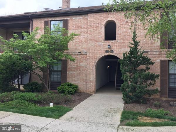 811 WASHINGTON PL #11, Chesterbrook, PA 19087