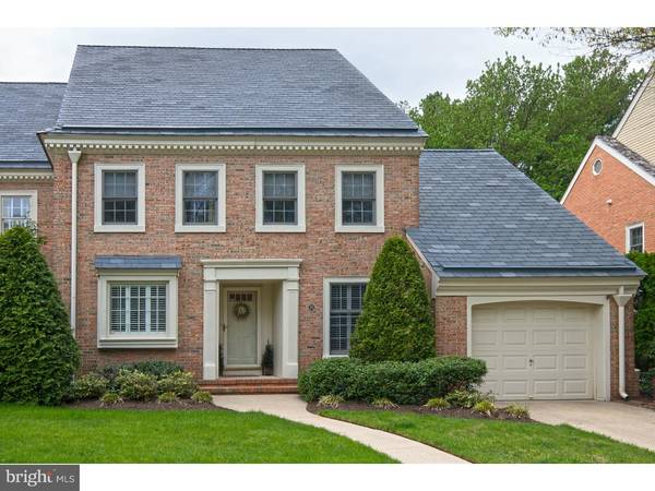 53 FOXWOOD DR, Moorestown, NJ 08057