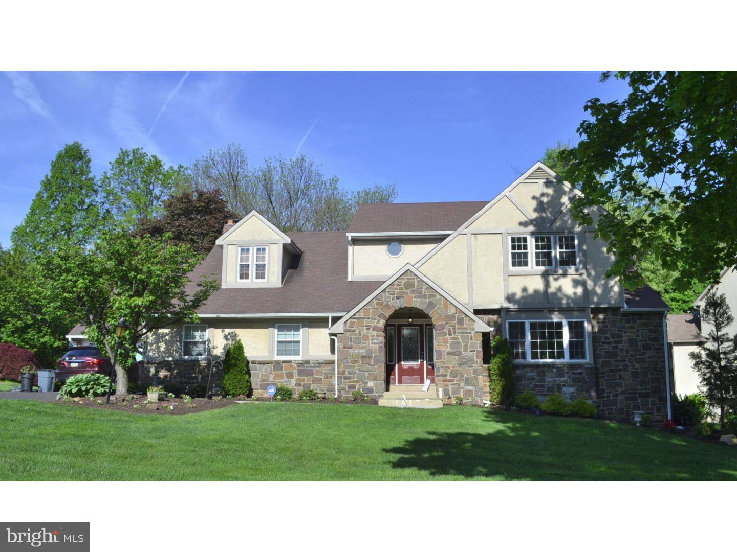 419 VERNON RD, Jenkintown, PA 19046