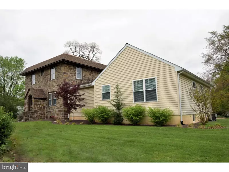 3106 SWEDE RD, Norristown, PA 19401