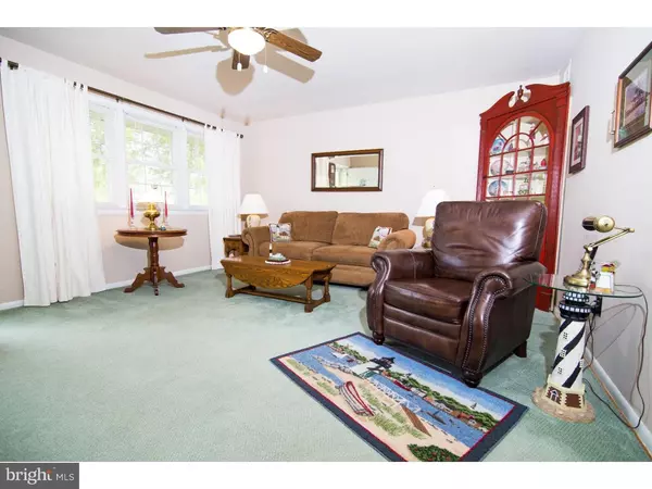 Gibbstown, NJ 08027,392 SWEDESBORO RD