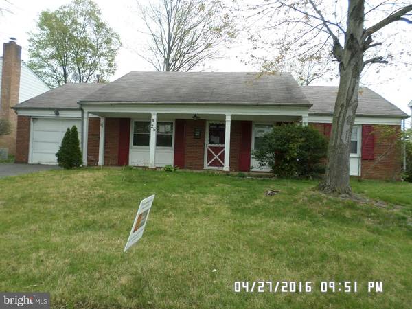 25 NEWPORT LN, Willingboro, NJ 08046