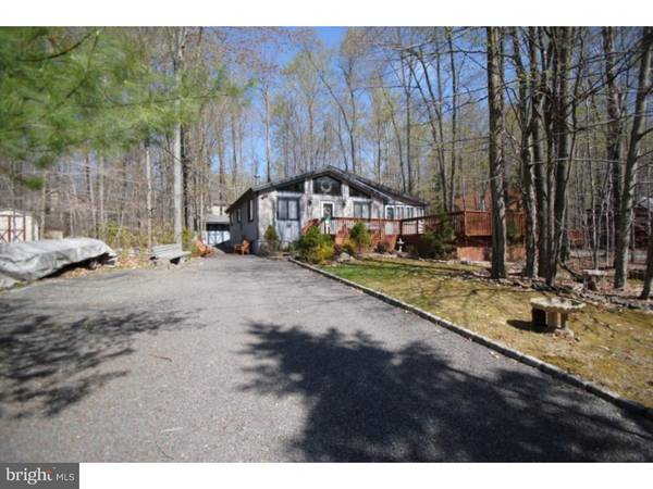 187 WYALUSING DR, Pocono Lake, PA 18347