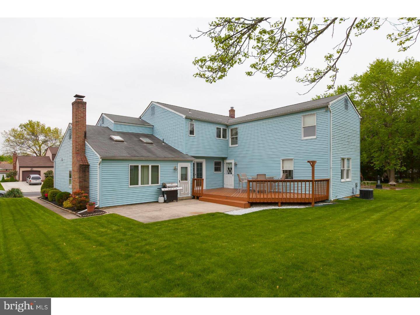 Blackwood, NJ 08021,22 SPINNING WHEEL LN