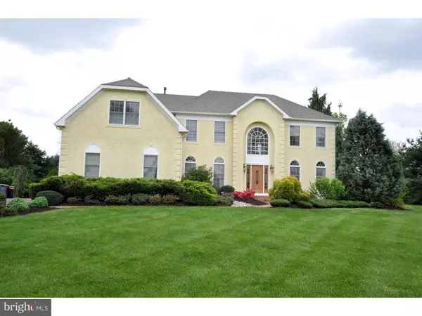 702 DOMINION DR, Moorestown, NJ 08057