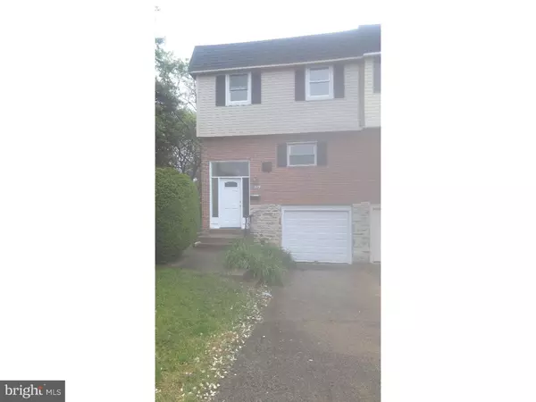 3626 SUSSEX LN, Philadelphia, PA 19114