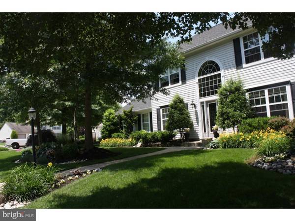 21 GREENWOOD DR, Sewell, NJ 08080