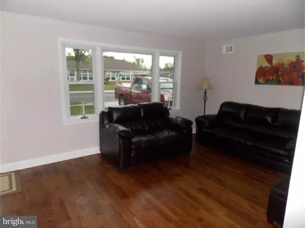 Gibbstown, NJ 08027,145 S SCHOOL ST