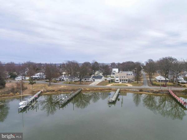 610 MONROE BAY AVE, Colonial Beach, VA 22443